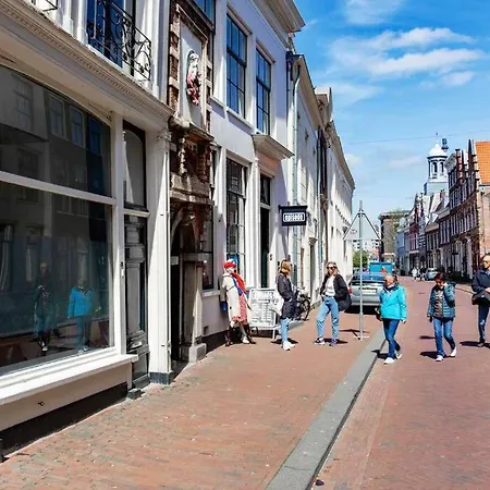 Square House Centre * Haarlem