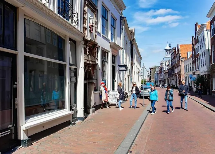 Square House Centre * Haarlem